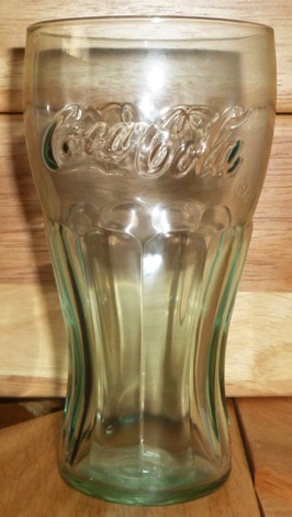 32106-7 € 3,00 coca cola glas contour 0,2L kleur groen.jpeg
